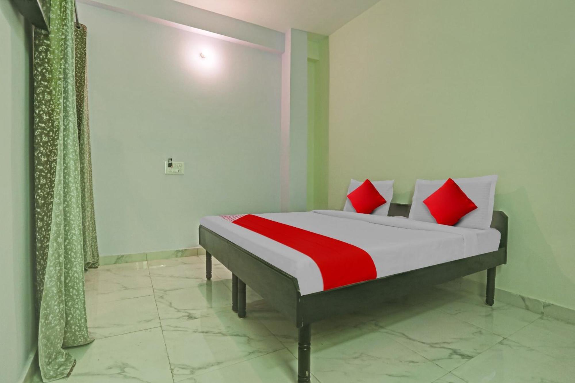 Hotel O Arya Residency Гургаон Экстерьер фото